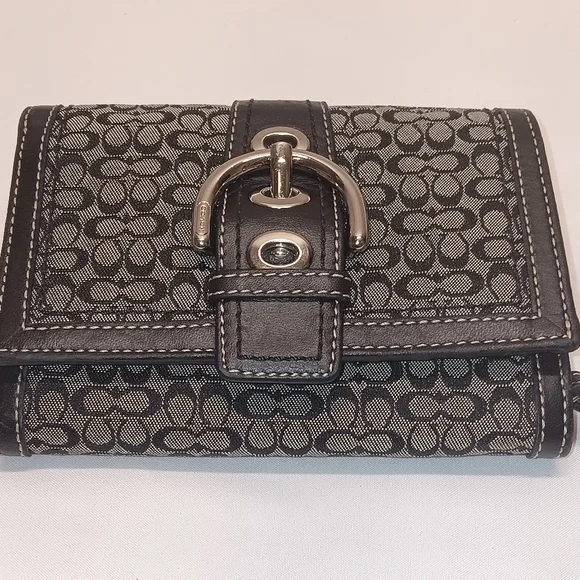 Coach Signature Jacquard Leather Envelope Buckle Bifold Wallet Zip - Picture 2 of 8